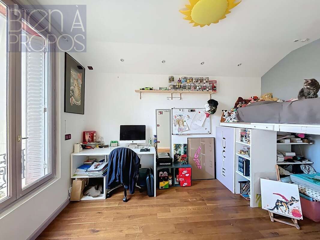 Maison à COURBEVOIE