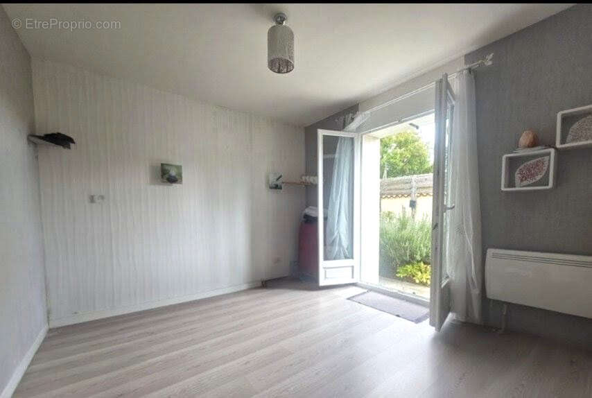 Maison à SURGERES