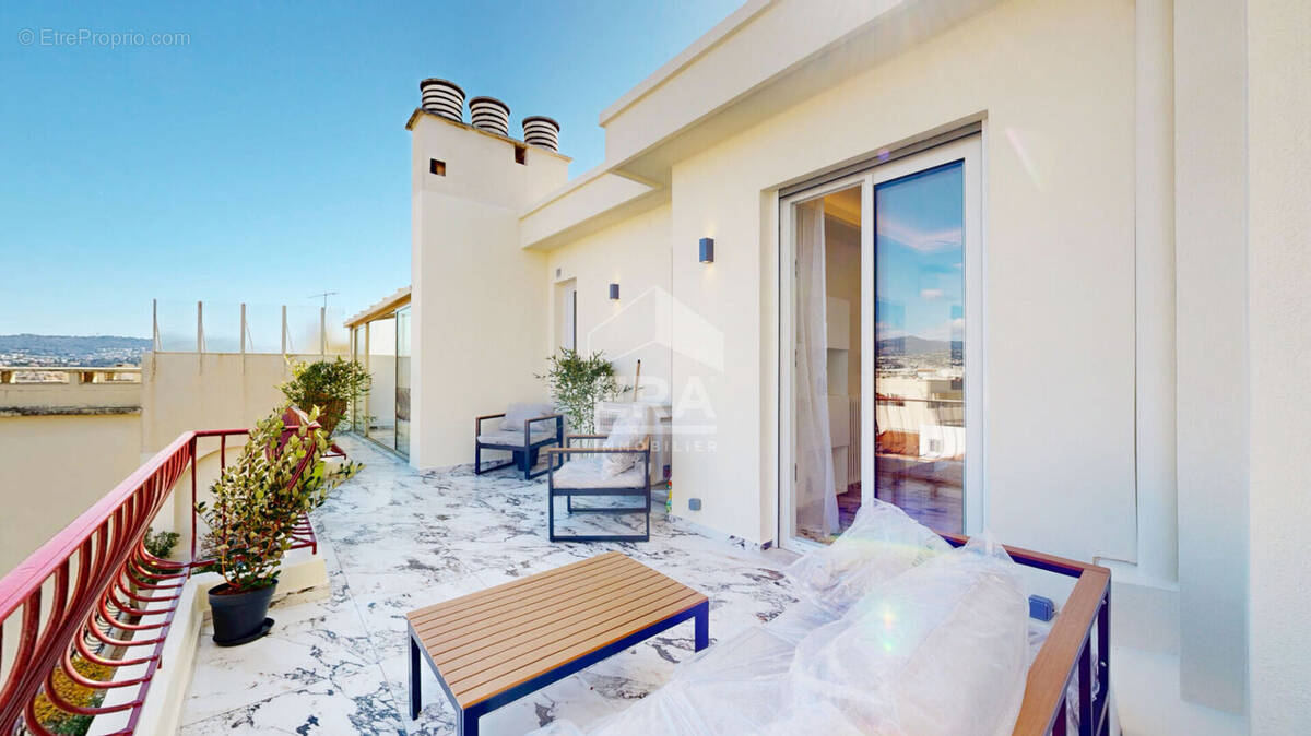 Appartement à NICE