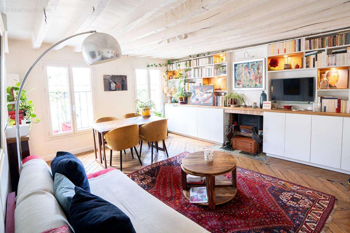 Appartement à PARIS-9E