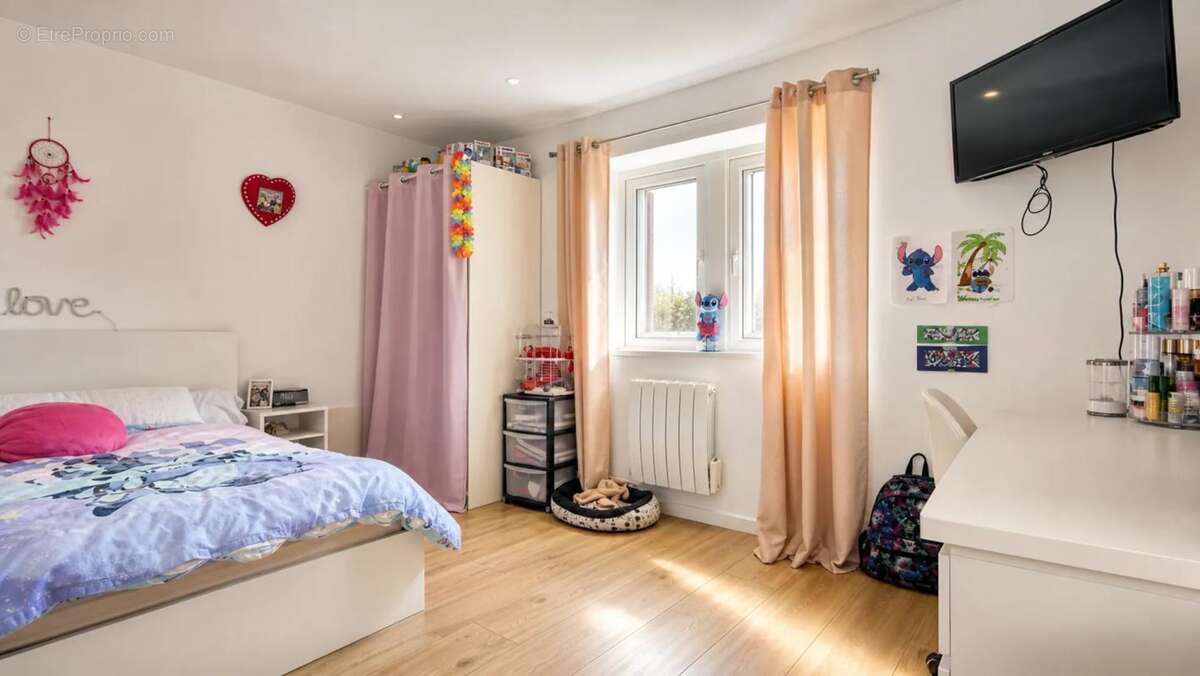 Maison de 4 pièces de 110 m² à Courbesseaux - photo 3