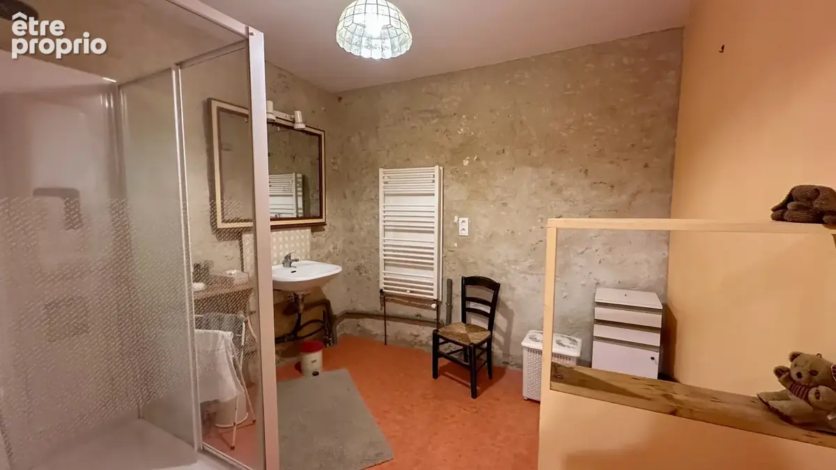 Ferme de caractere 354 m2 - rencurel - photo 8