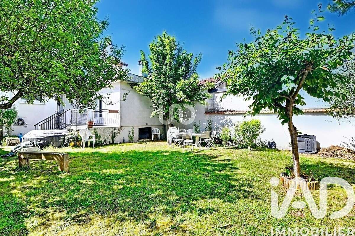 Photo 2 - Maison à BRY-SUR-MARNE