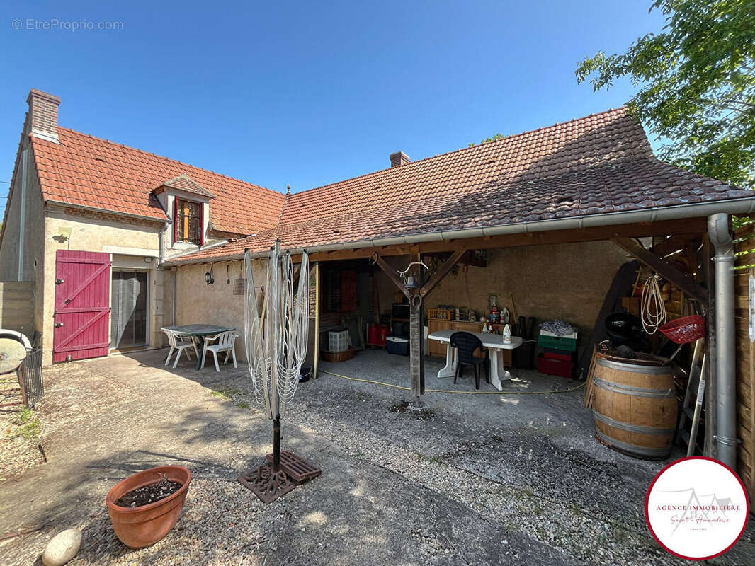 Maison à CHARENTON-DU-CHER