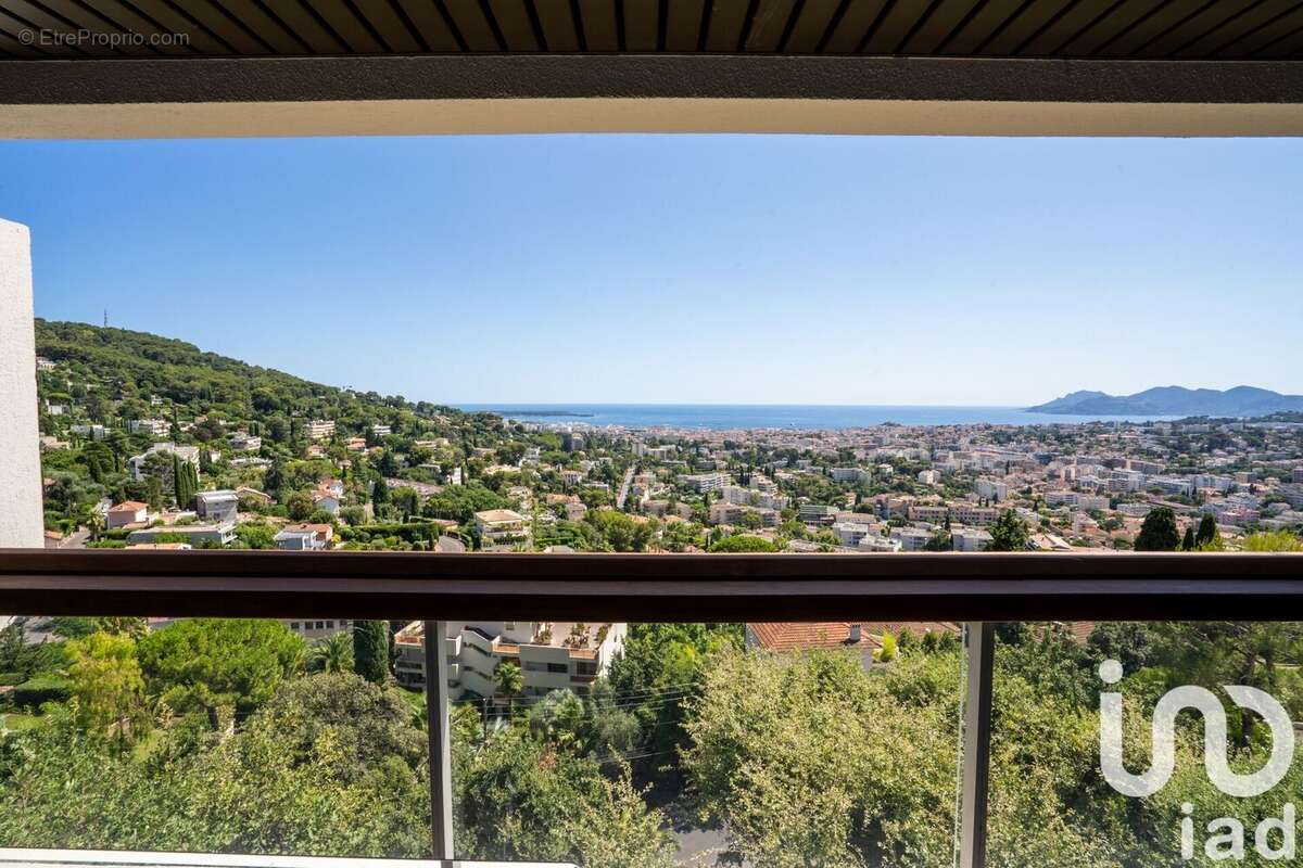 Appartement 76 m² à Le Cannet  - photo 4