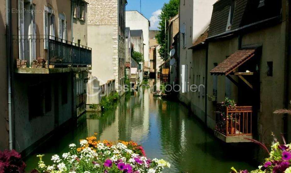 Fond de commerce - photo 2