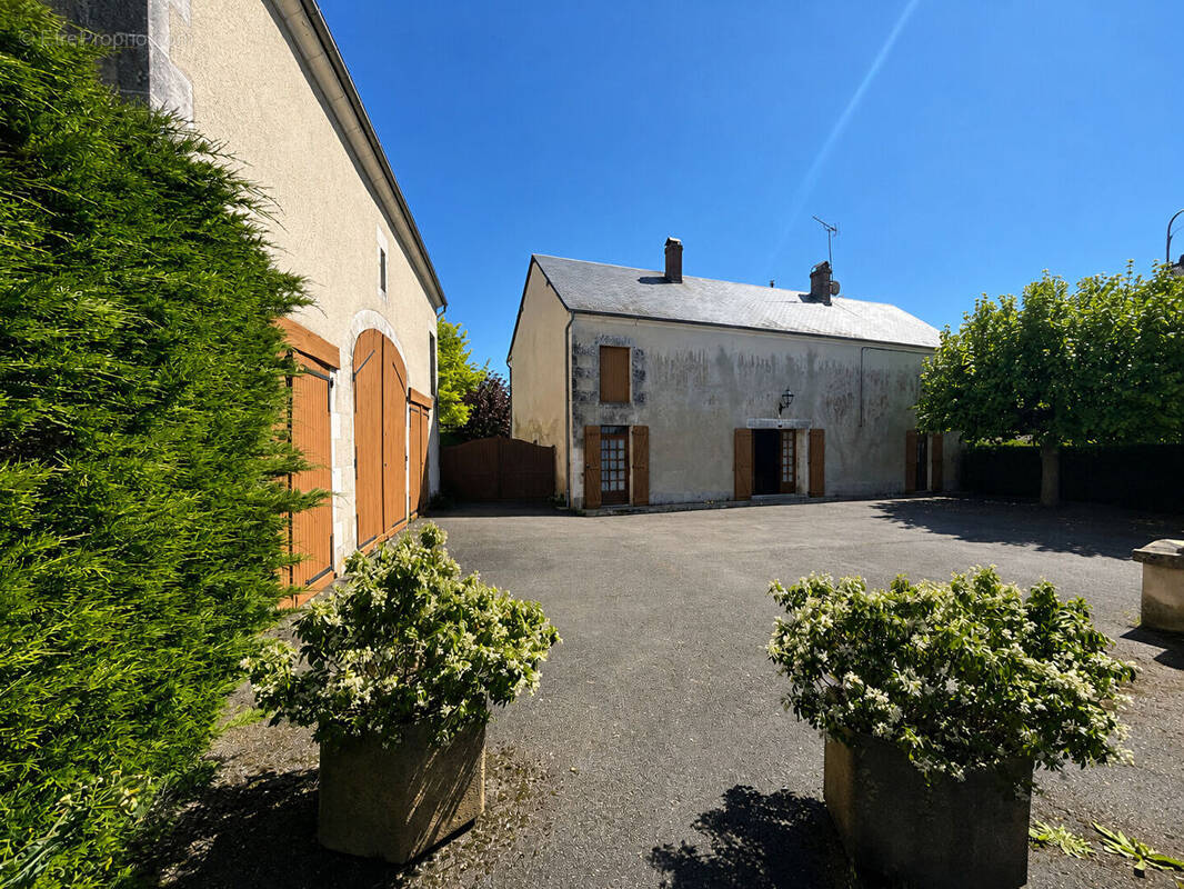 Maison à MONTIGNY