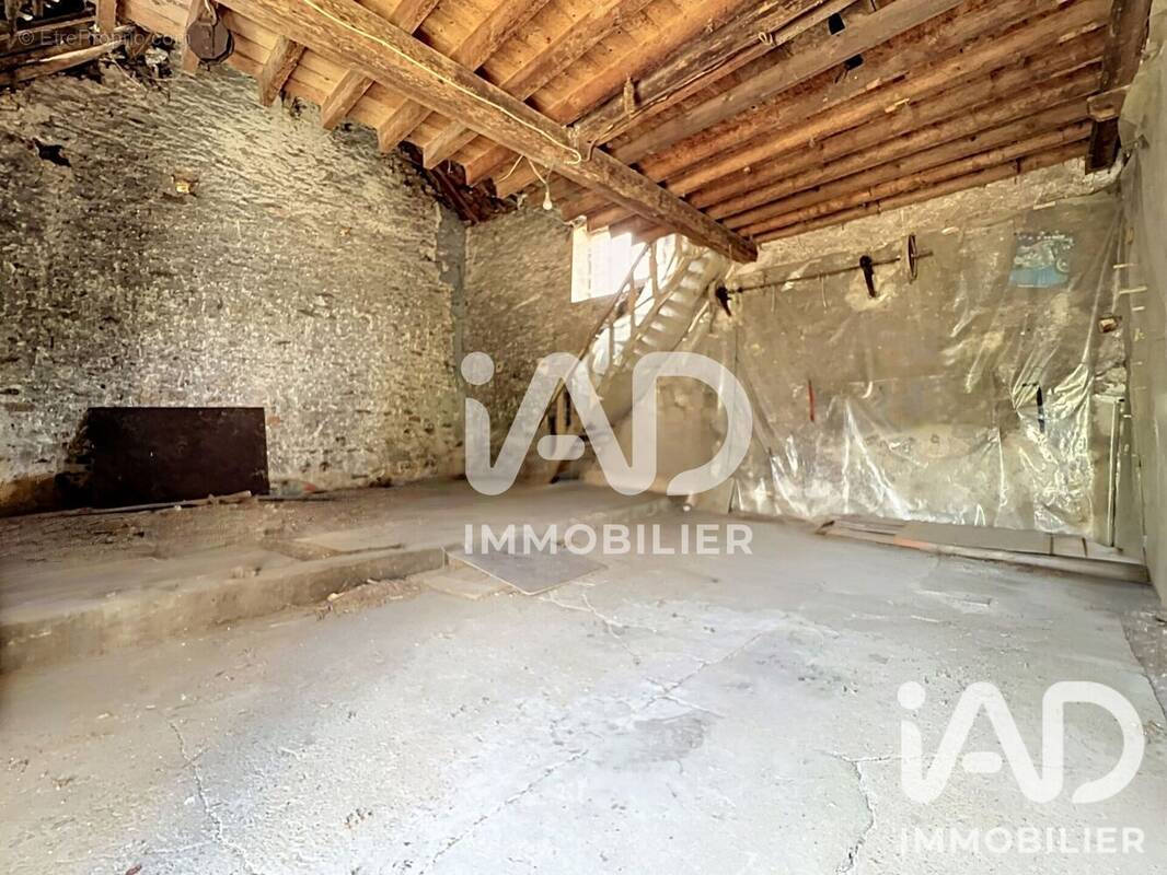 Photo 1 - Maison à LIVERDY-EN-BRIE