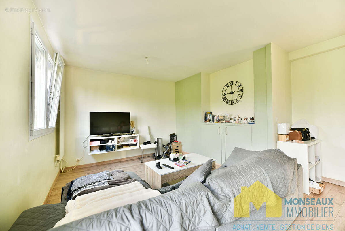 Appartement à EPINAY-SUR-ORGE