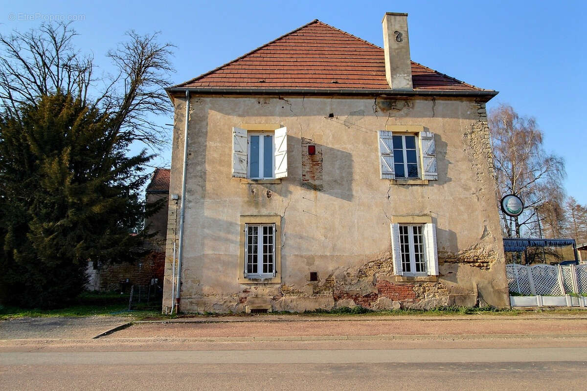 Maison à LE PULEY
