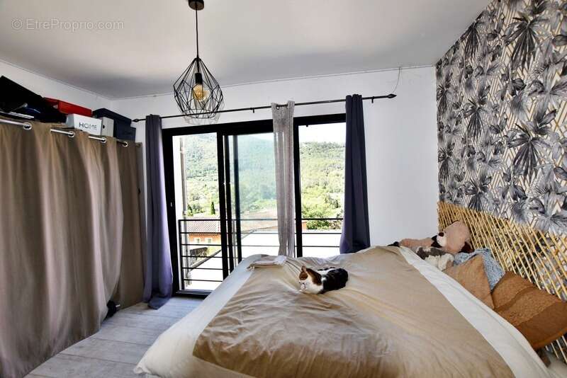 Maison à SOLLIES-TOUCAS