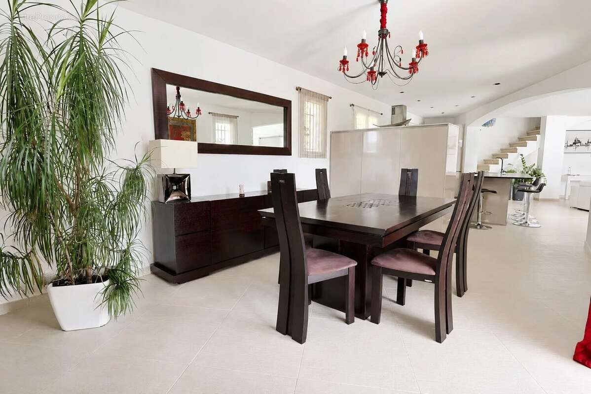 Coup de coeur - villa individuelle avec piscine et dépendance – pégomas - photo 20