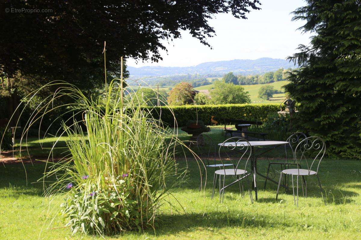 Maison à SAINT-DIDIER-SUR-ARROUX