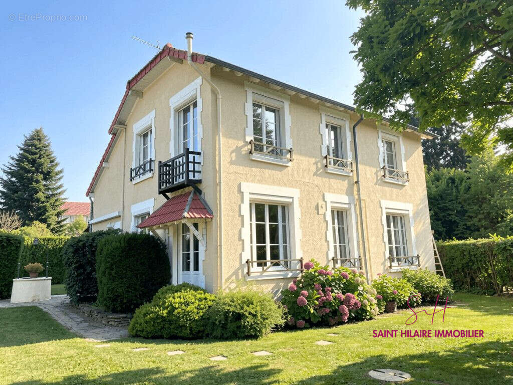 Maison à SAINT-HILAIRE-SAINT-MESMIN