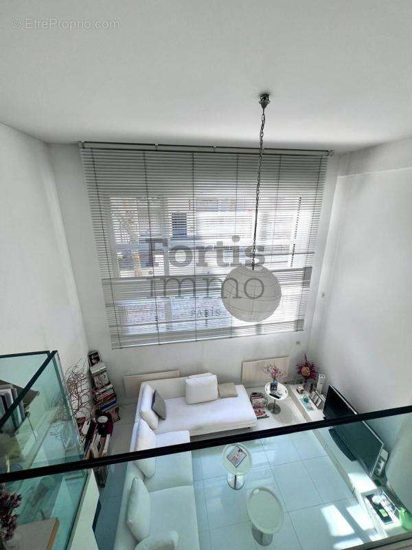 Appartement à PARIS-20E