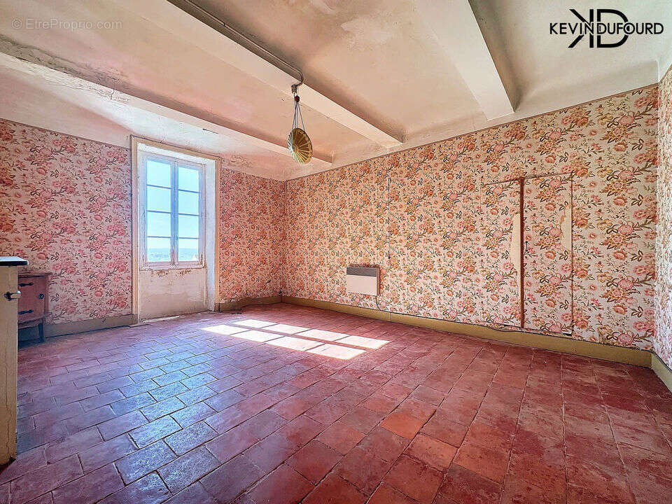 Maison à ORGNAC-L'AVEN