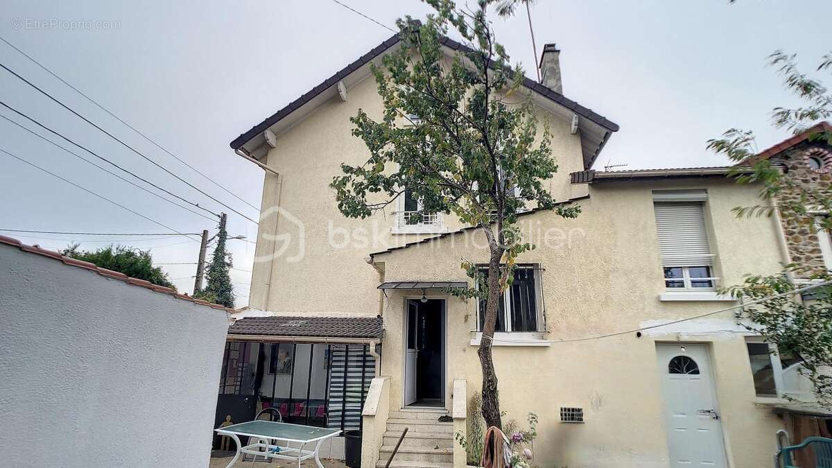 Maison à NEUILLY-SUR-MARNE