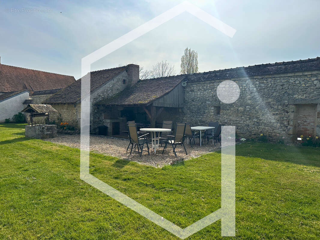 Maison à COSNE-COURS-SUR-LOIRE