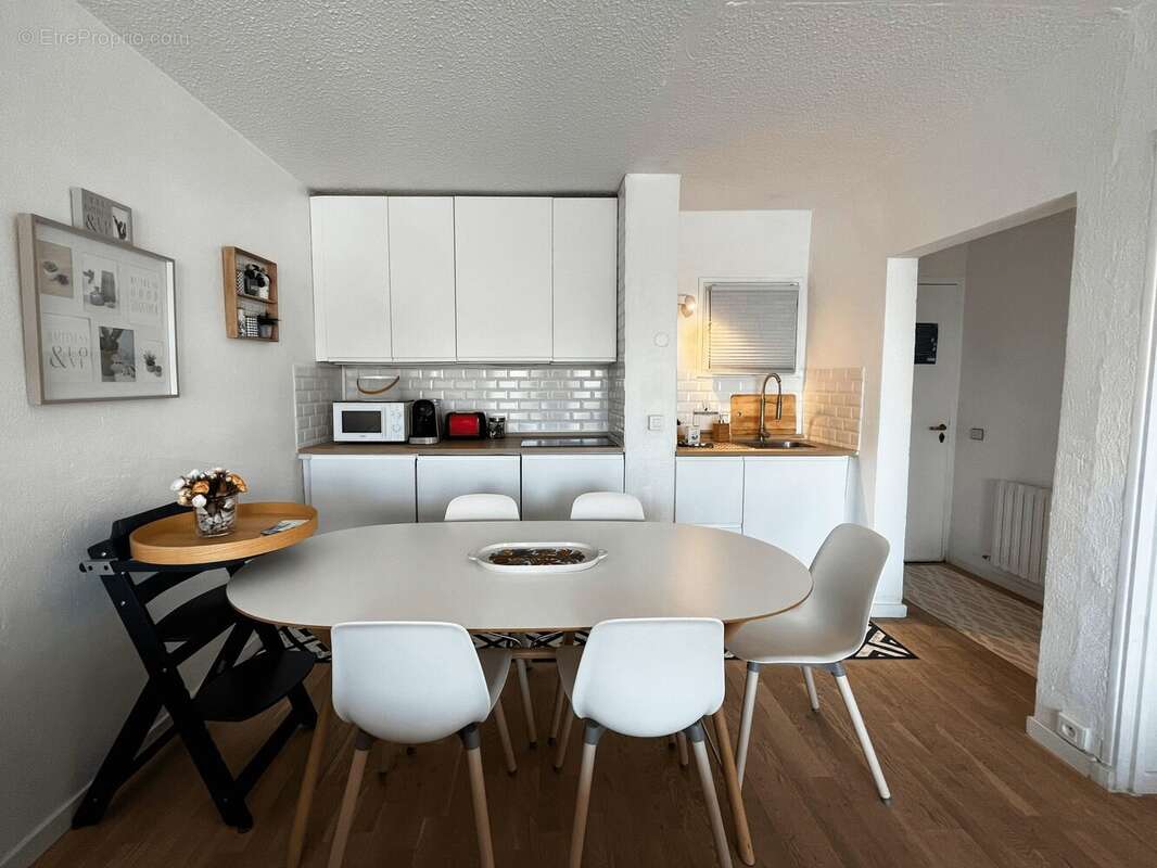 Appartement à GRIMAUD