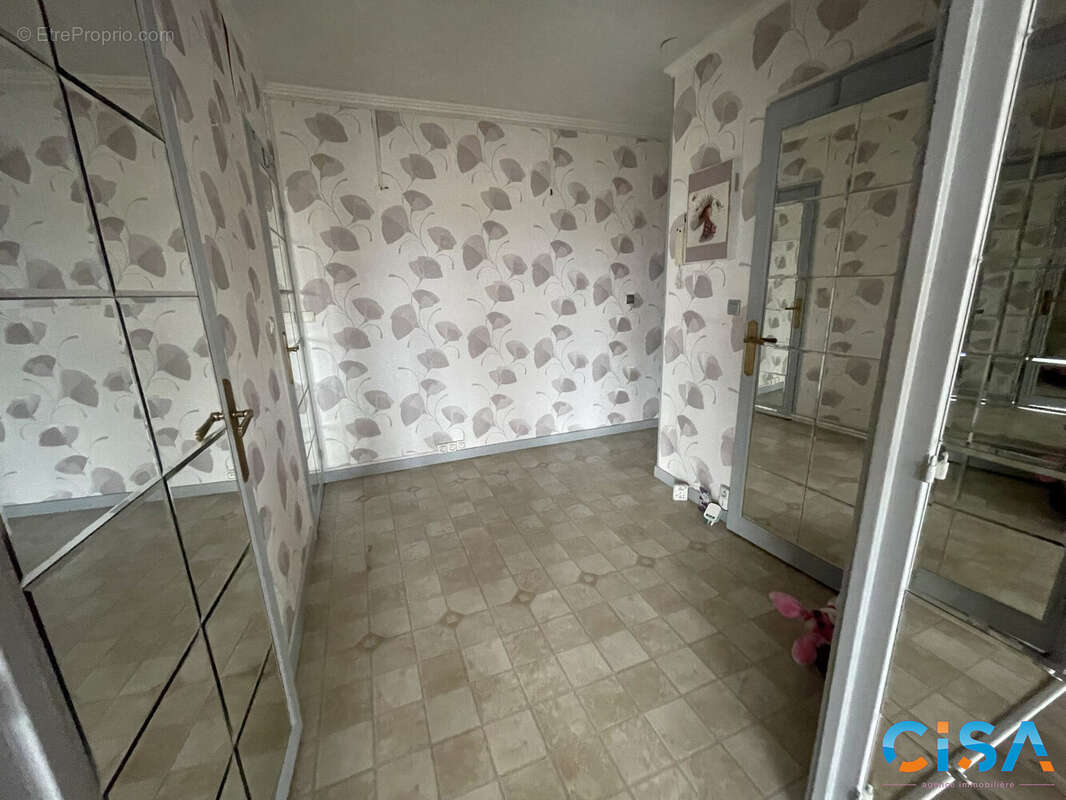 Appartement à MONTATAIRE