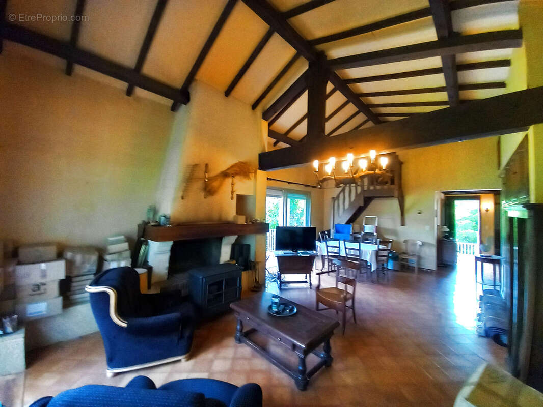 Maison à MONTAGNOL