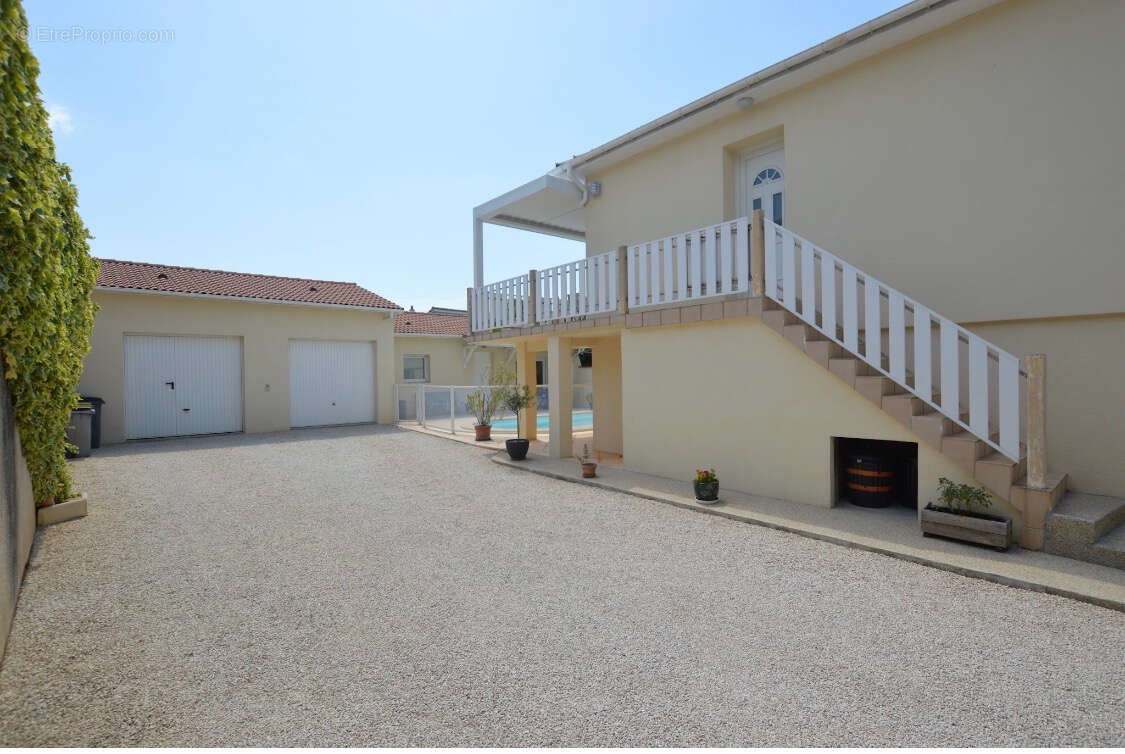 Maison Saint Marcel Les Valence 5 pièce(s) 103.91 m2 - photo 4