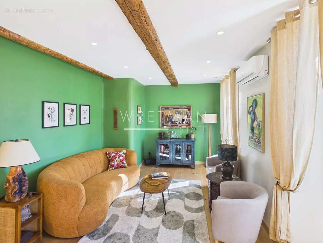 Maison à MONTAUROUX