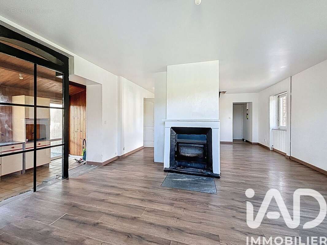 Photo 3 - Maison à MINIAC-MORVAN