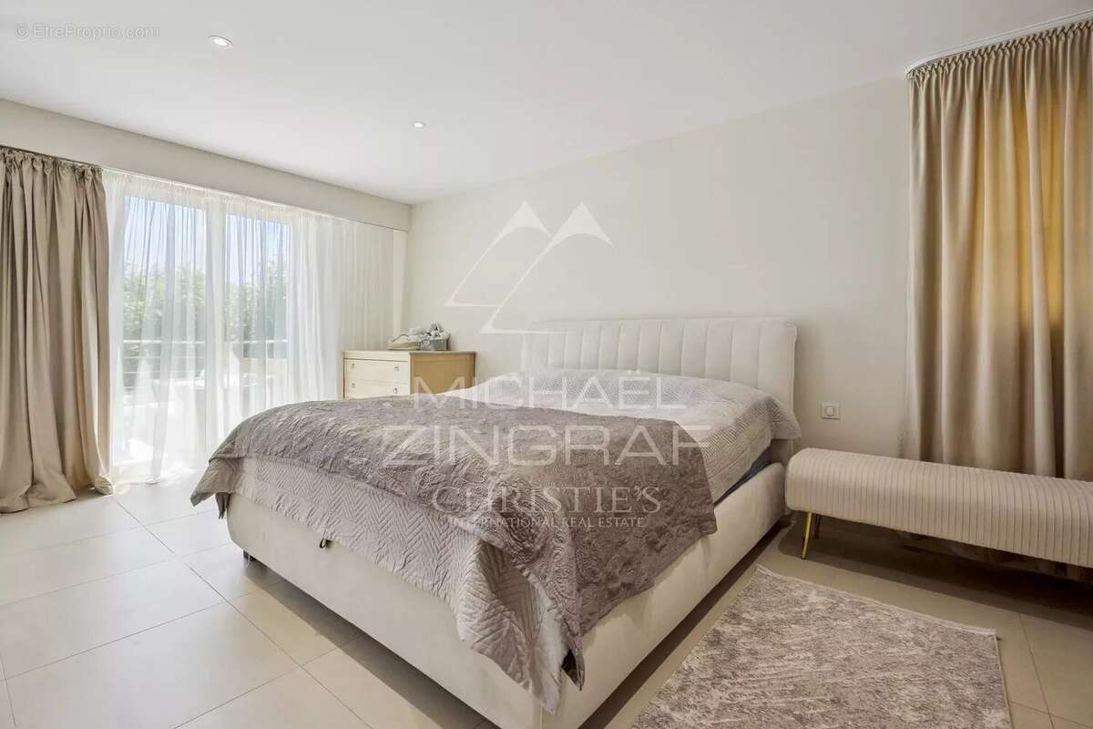 Théoule-sur-Mer - Appartement de standing avec vue mer - photo 4
