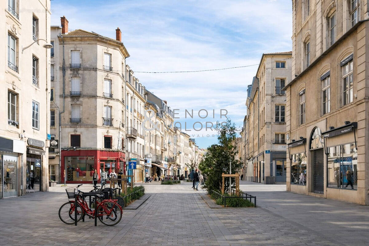 Autre à NANCY