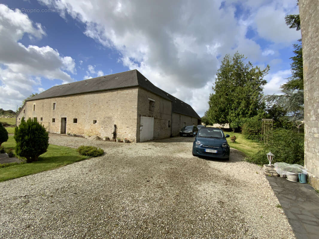Maison à PICAUVILLE