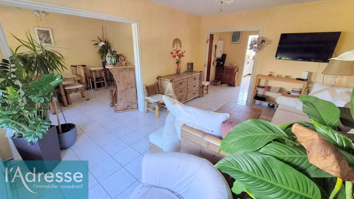 Appartement familial avec ravalement voté et entièrement financé par le vendeur à Savigny-sur-Orge. - photo 5