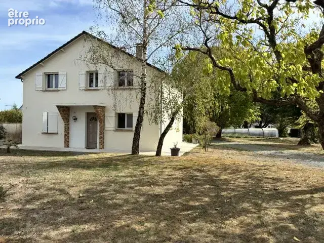 Maison 6 pièces 154 m² à vendre à Saint-Doulchard (18230) - photo 2