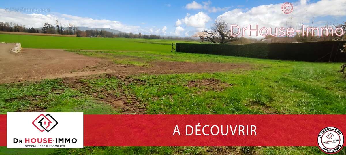 Terrain à SAINT-BERNARD