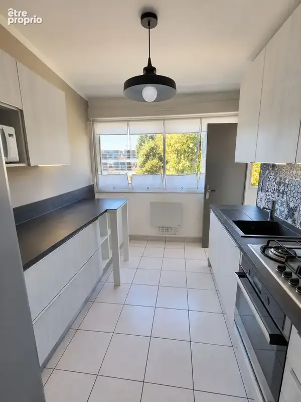 Appartement t5 brest proche tramway rives de penfeld - 3 chambres - loggia - parking  couvert securise - photo 3