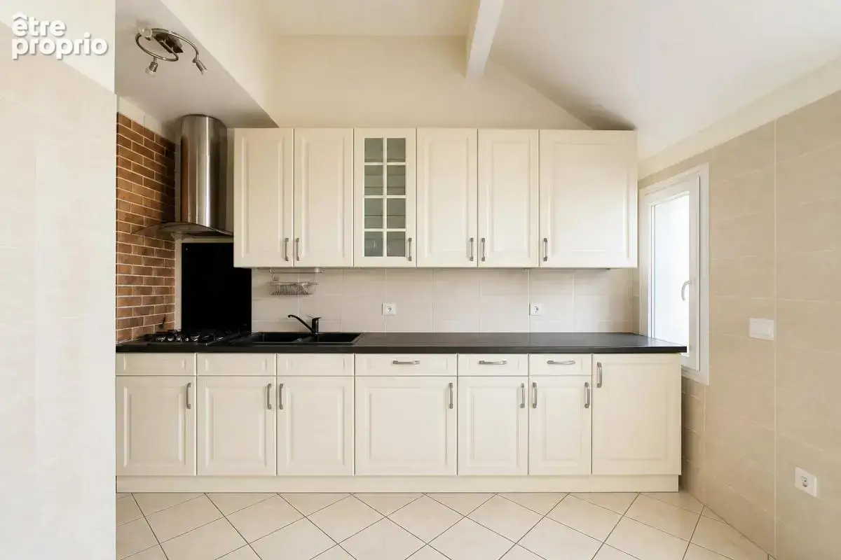 Appartement à VAUREAL