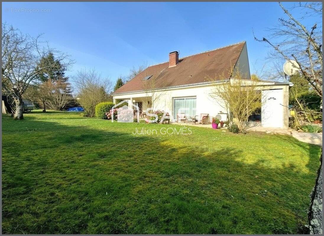 Photo 1 - Maison à CLAYE-SOUILLY