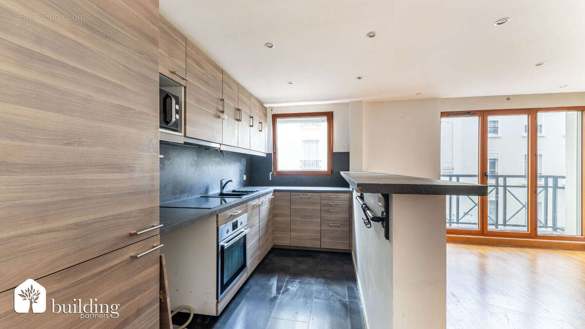 Appartement à LEVALLOIS-PERRET