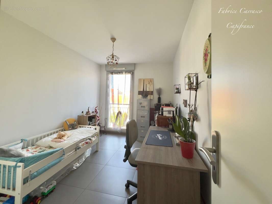 Appartement à vendre 3 pièces (63) T3 de 67,60 m² à Aulnat résidence récente et sécurisée - photo 10