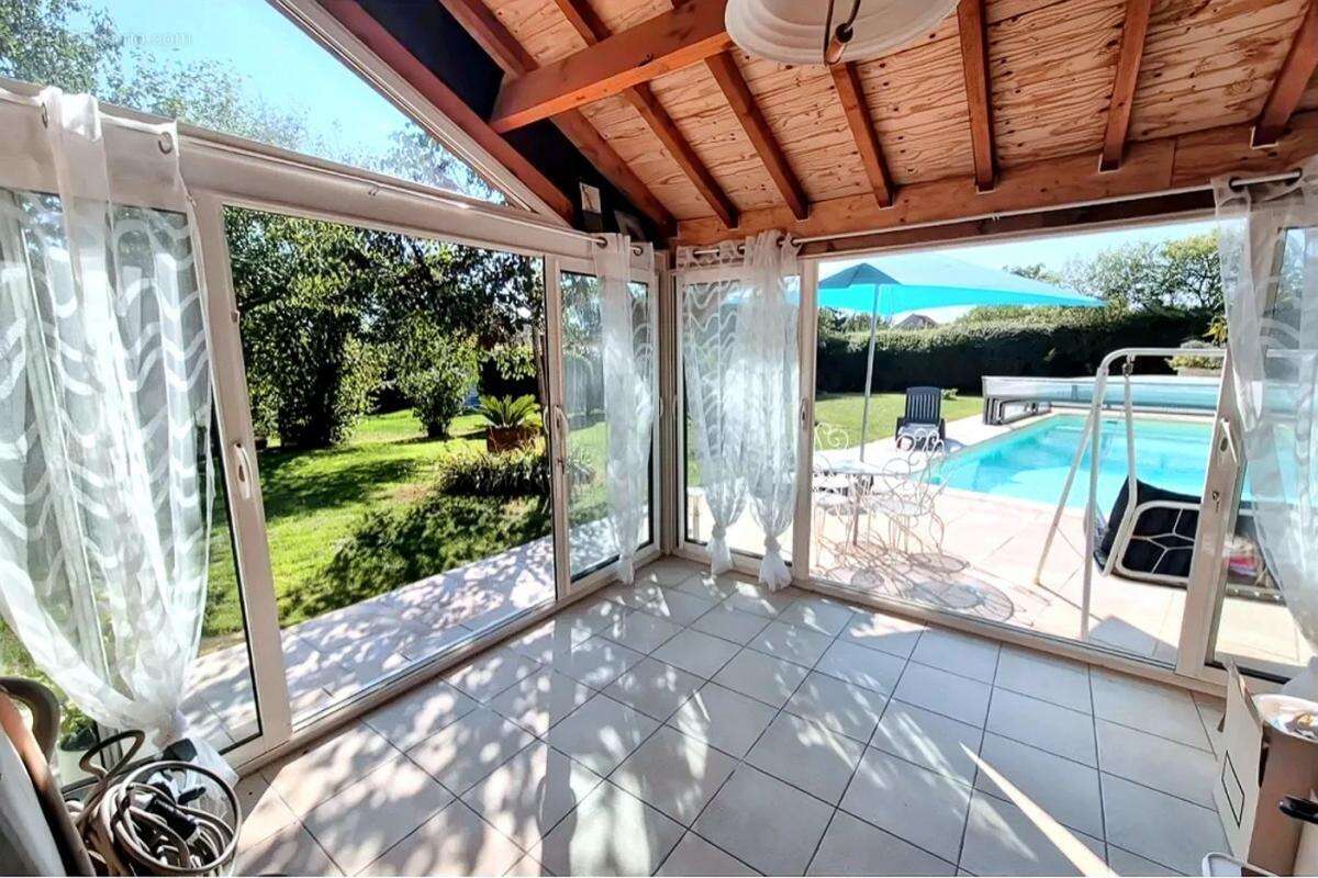 Maison à CHASSIGNOLLES