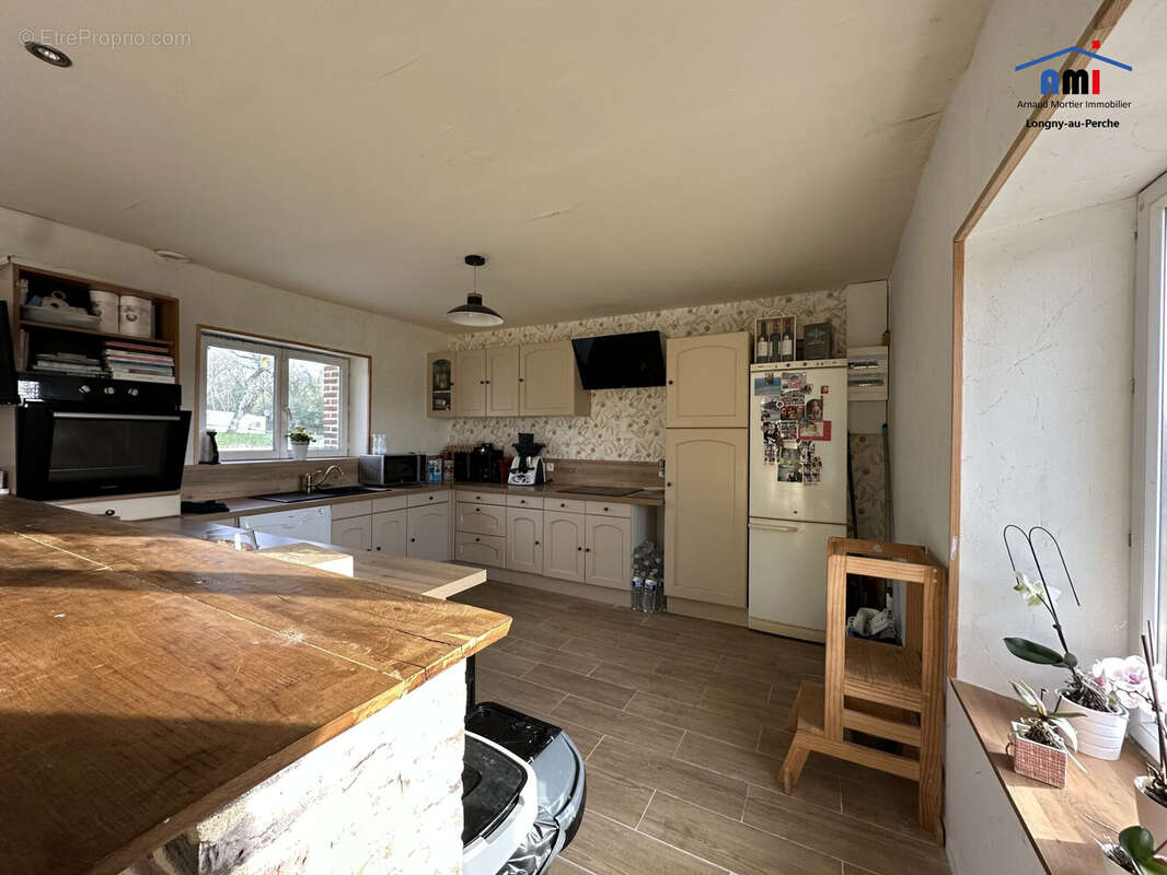 Maison à LONGNY-AU-PERCHE