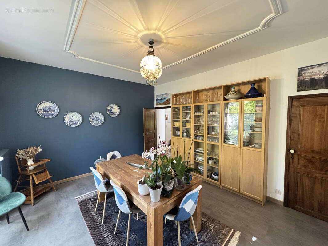 Maison à LA MOTTE-DU-CAIRE