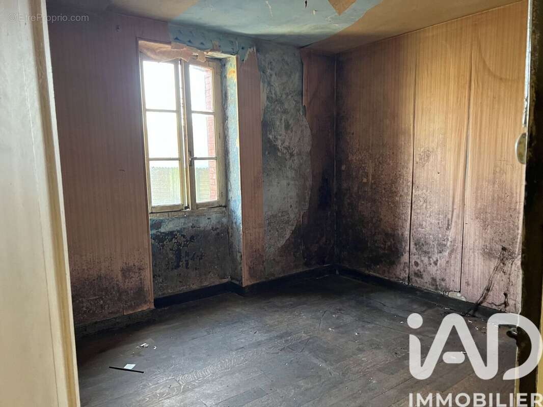 Photo 8 - Maison à SAINT-YAN