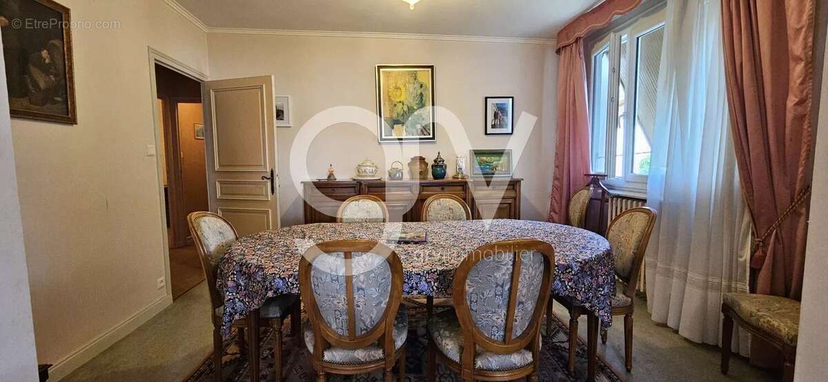 Maison à ARPAJON-SUR-CERE