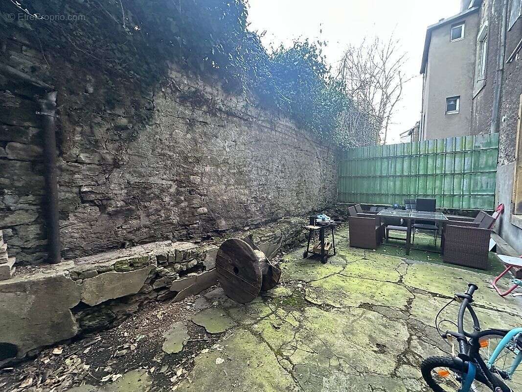 Appartement à ALGRANGE