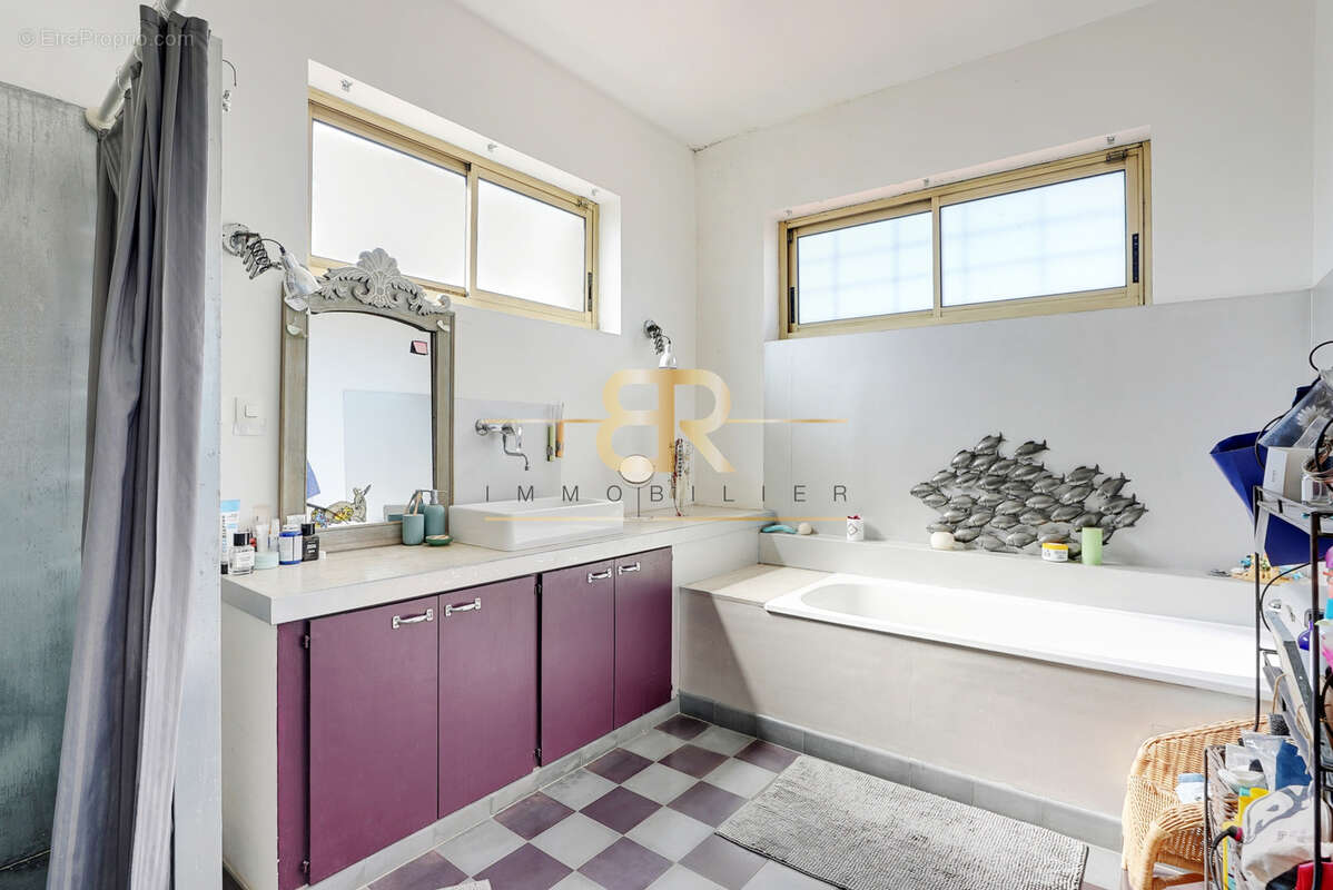 Maison à SAINT-DENIS