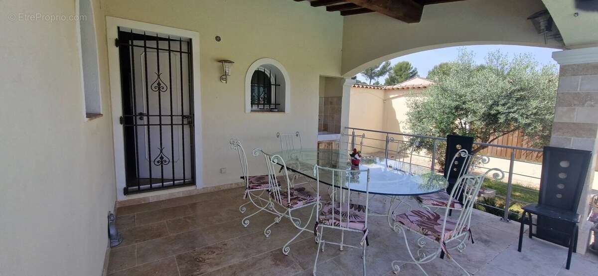 Maison à PEYMEINADE