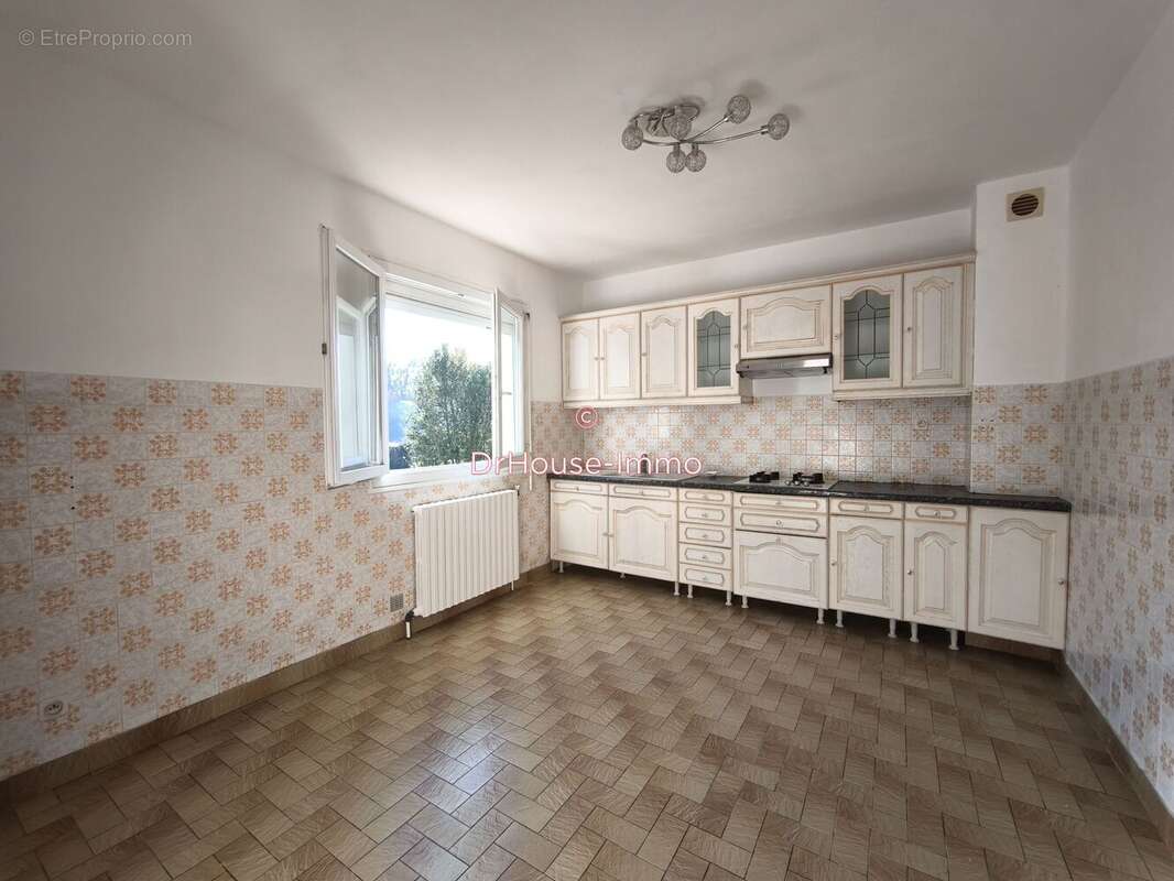 Maison à COULOUNIEIX-CHAMIERS