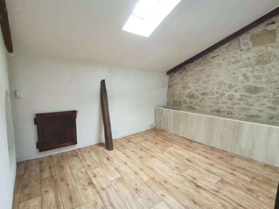 Maison 110 m² à Cancon  - photo 19