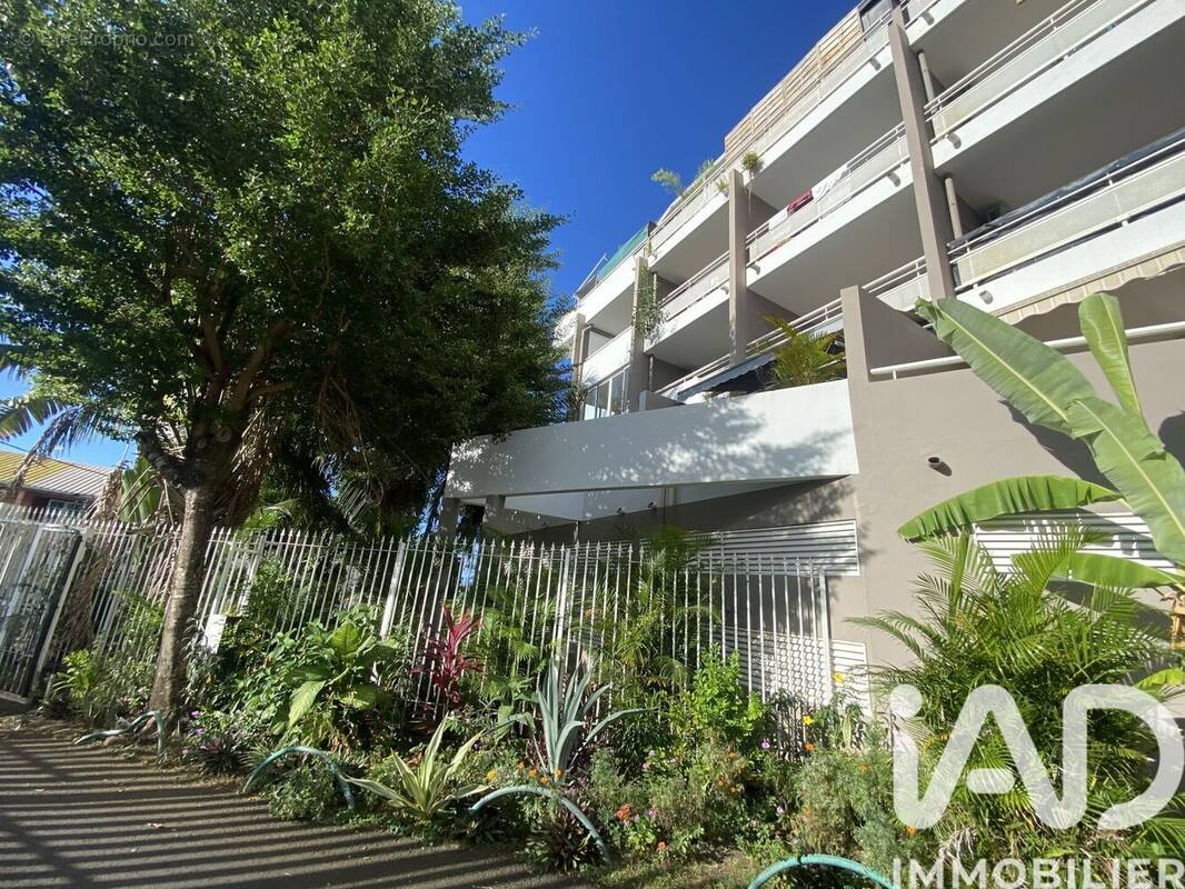 Photo 1 - Appartement à SAINT-DENIS